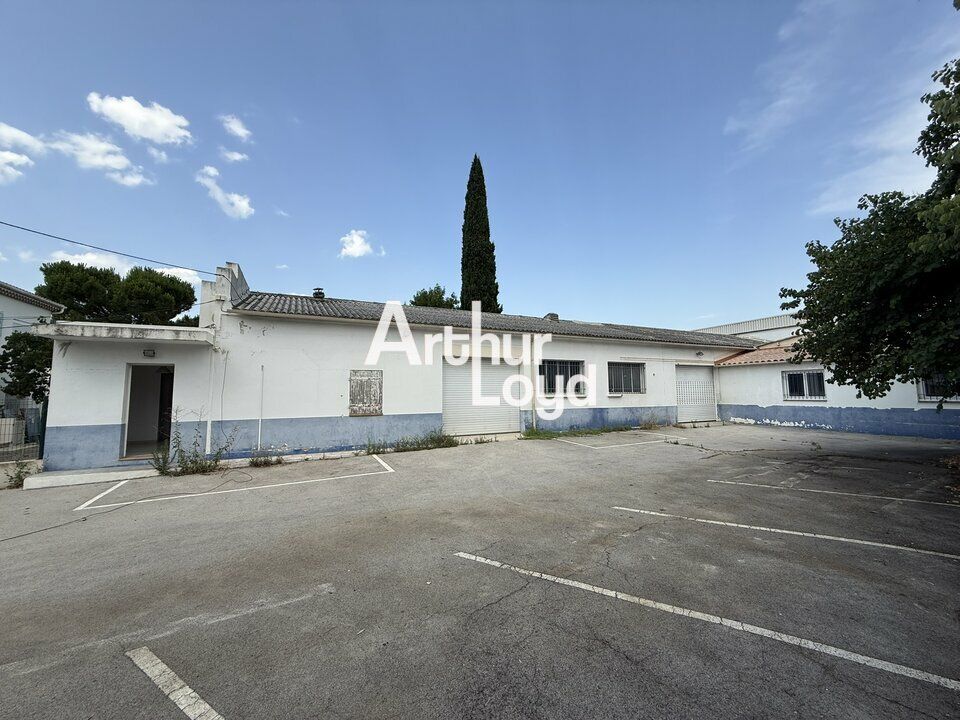 Location local d''activites 428 m² non divisibles