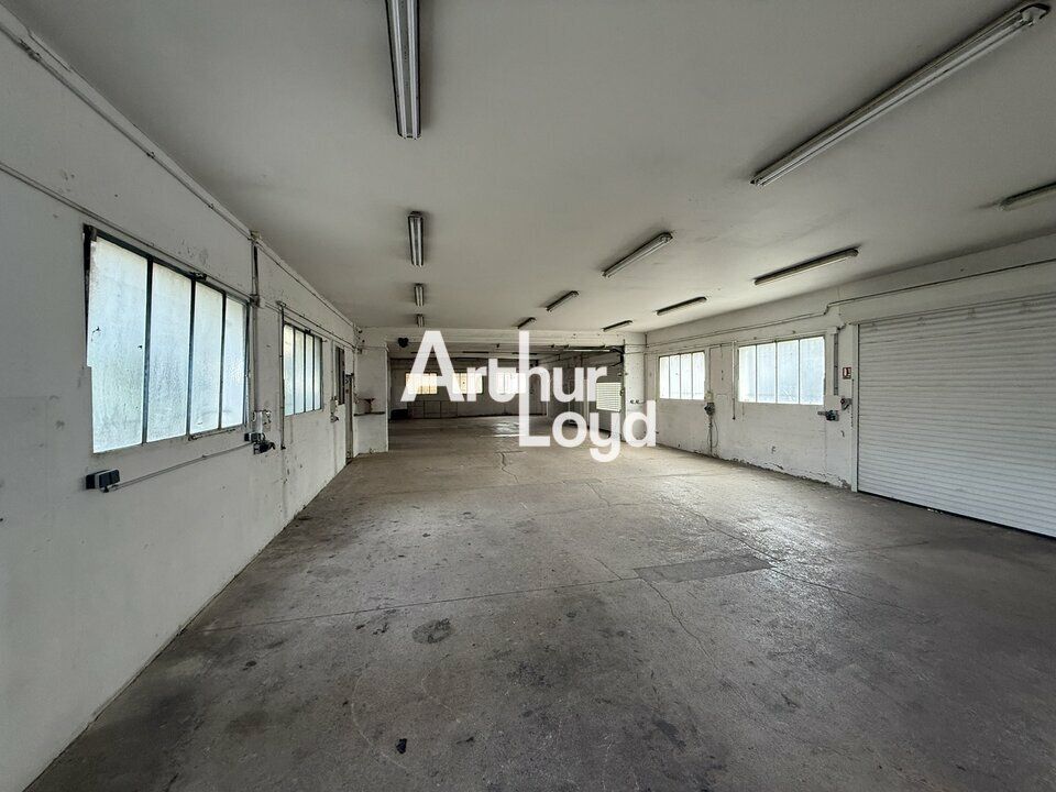 Location de locaux mixtes 428m² - Draguignan 