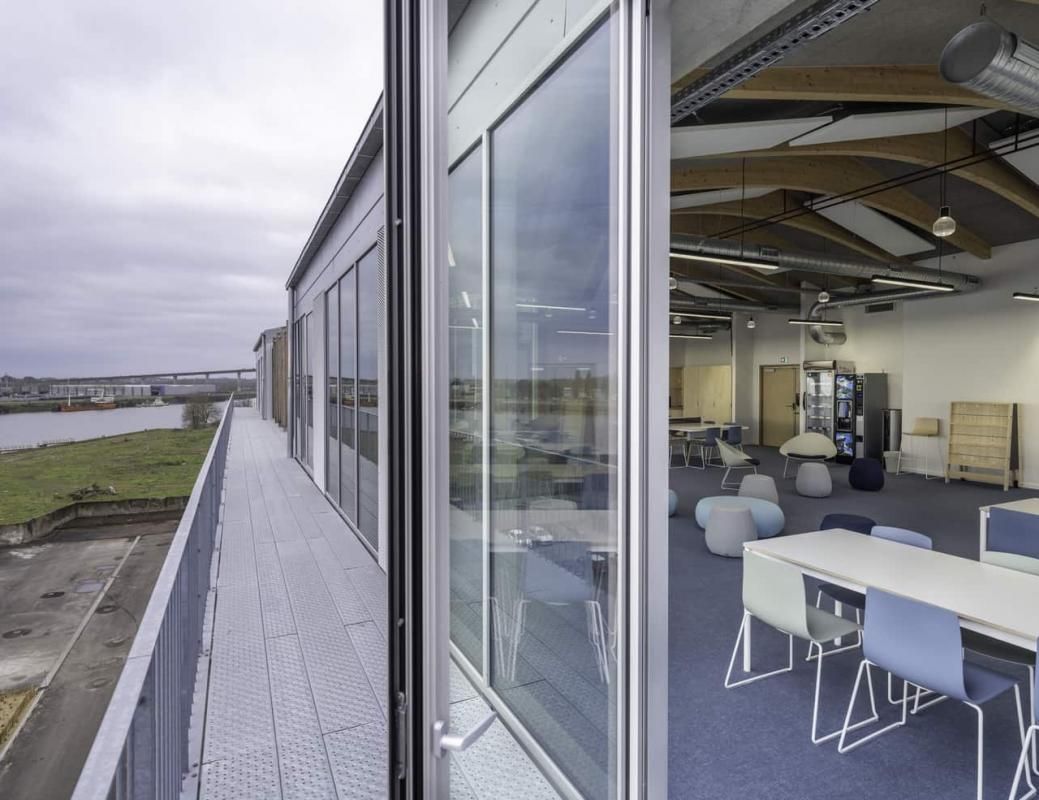 Location bureaux 264 m² divisibles à partir de 27 m²