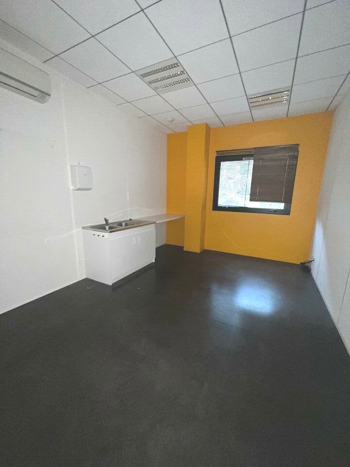NORD EST TOULOUSE - SAINT JEAN - LOCATION BUREAUX 192M2.