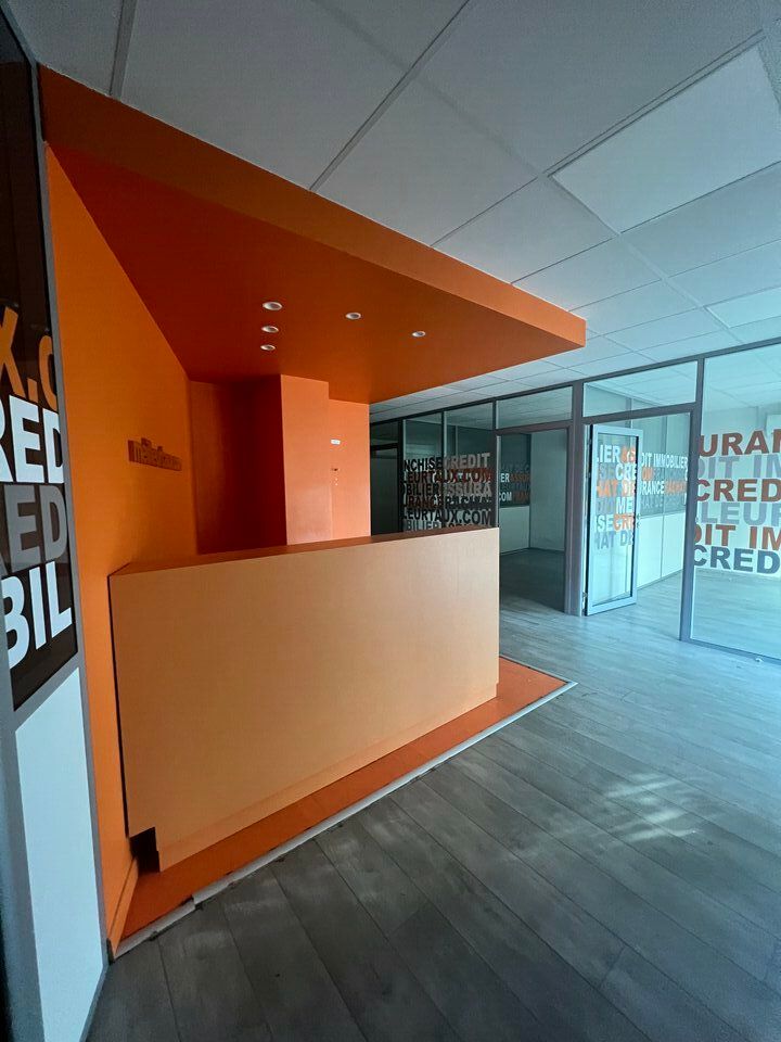 Vente local commercial 121 m² non divisibles