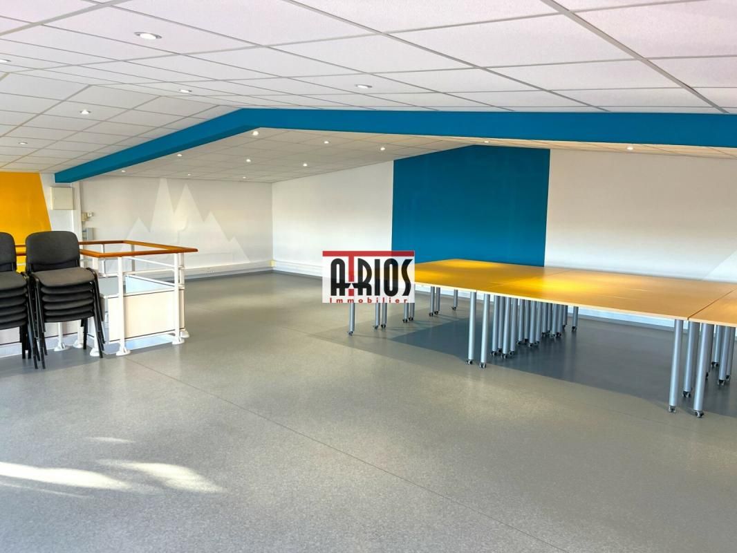 Location bureaux 95 m² non divisibles