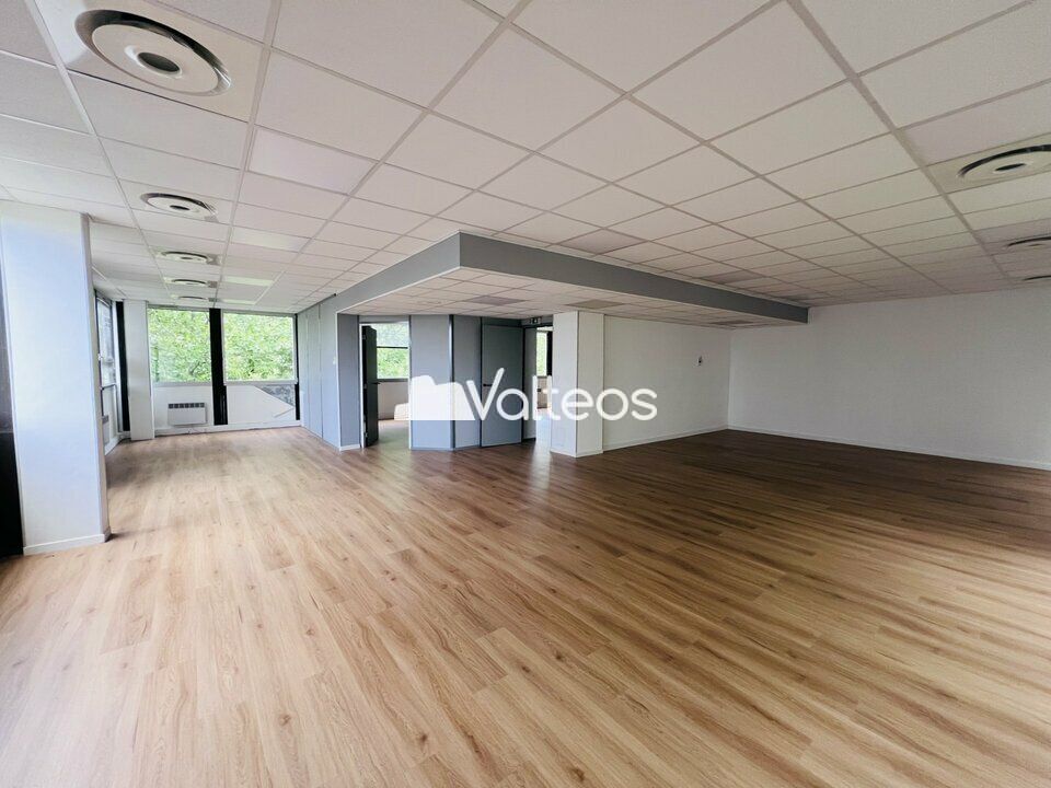 Location bureaux 210 m² non divisibles