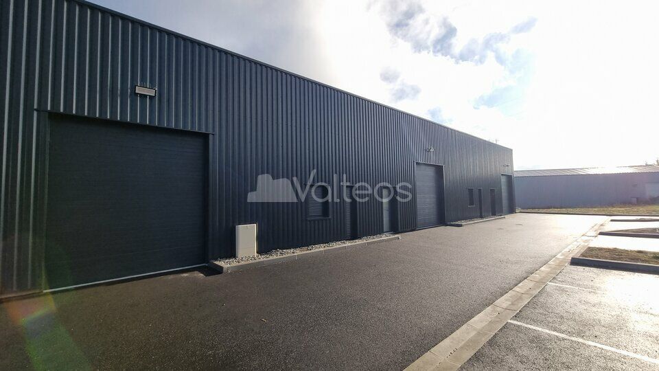 Location local d''activites 388 m² non divisibles