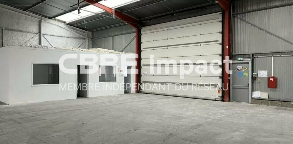 Location activité/entrepôt - 1562 m²