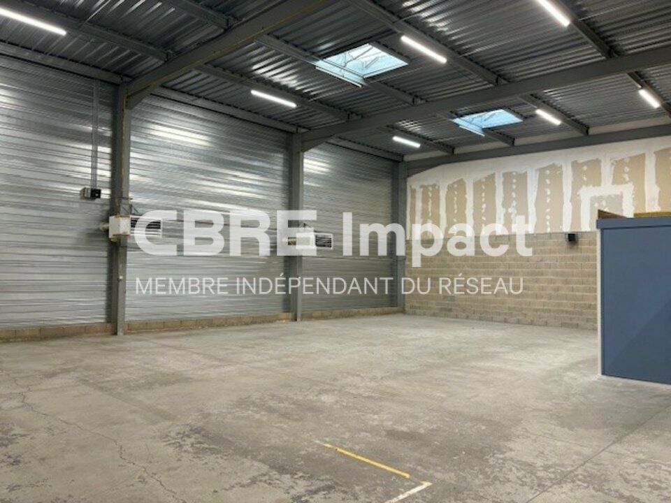 Location local d''activites 540 m² non divisibles