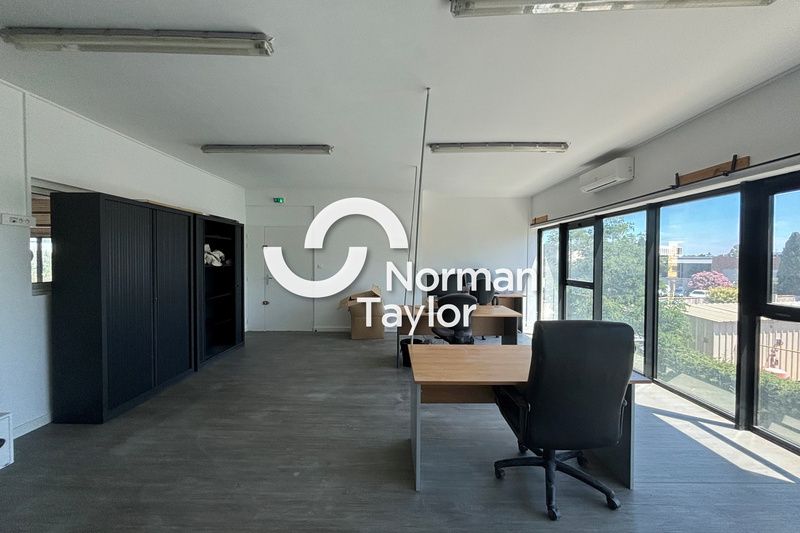 Location bureaux 96 m² non divisibles