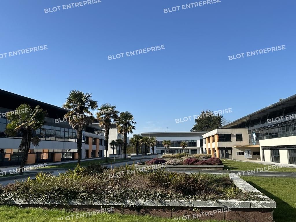 Vente bureaux 287 m² non divisibles