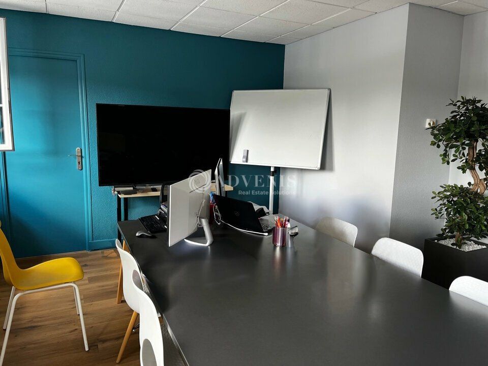 Bureaux d'environ 40 m² ou 135 m², disponibles à la location à Saint Avertin