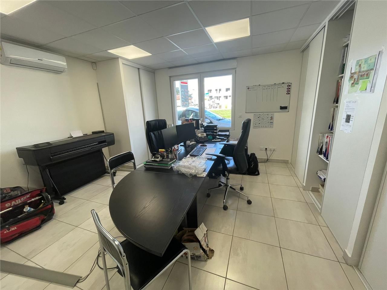 Location bureaux 90 m² non divisibles