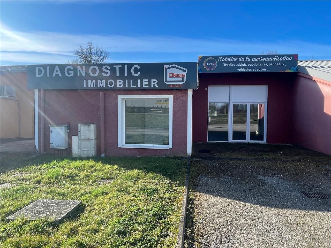 Location entrepots 90 m² non divisibles