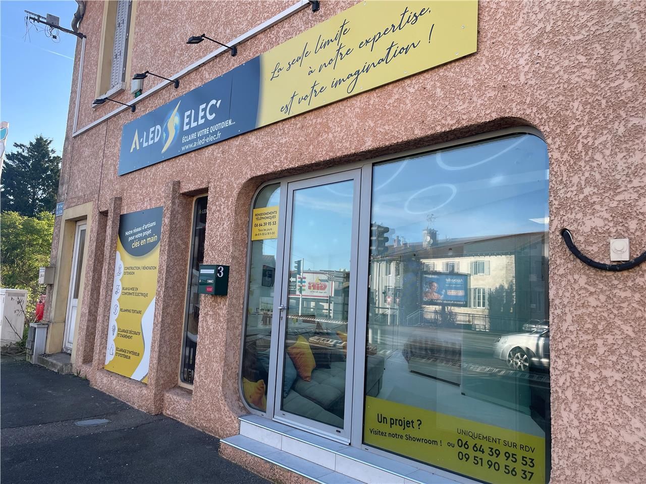 Location commerces 63 m² non divisibles
