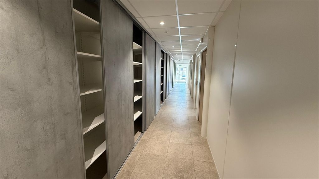 Location bureaux 16 m² non divisibles