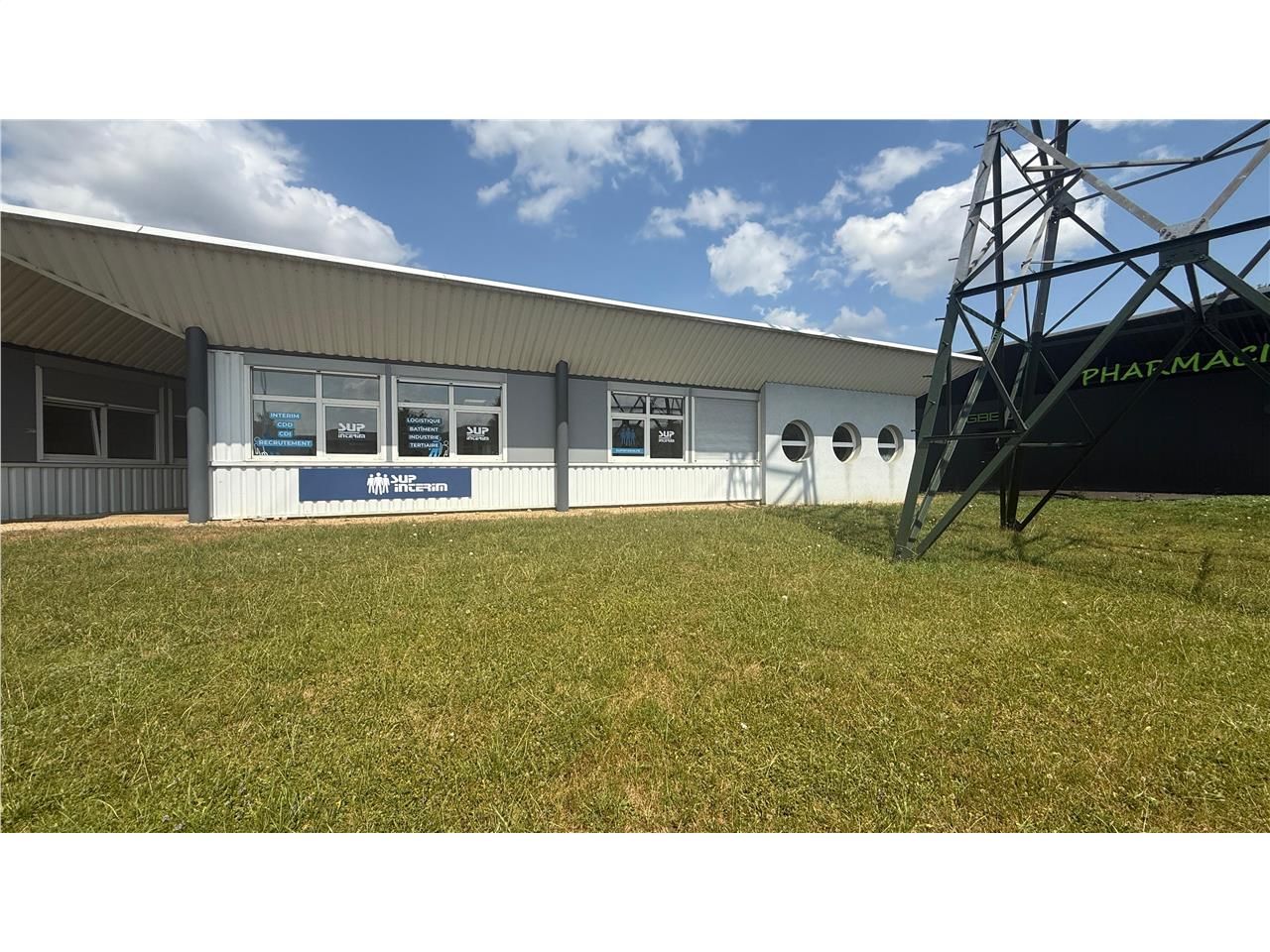 Location bureaux 49 m² non divisibles