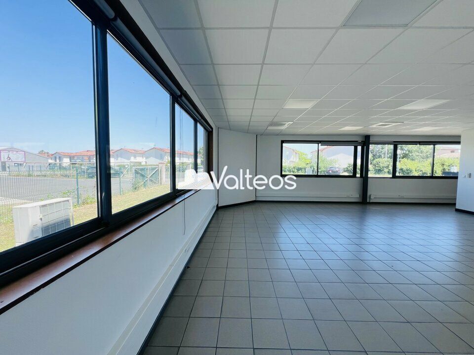 Location bureaux 190 m² divisibles à partir de 95 m²