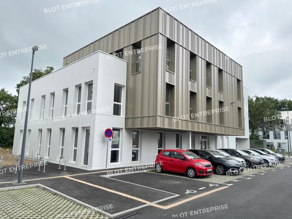 Vente bureaux 1094 m² non divisibles