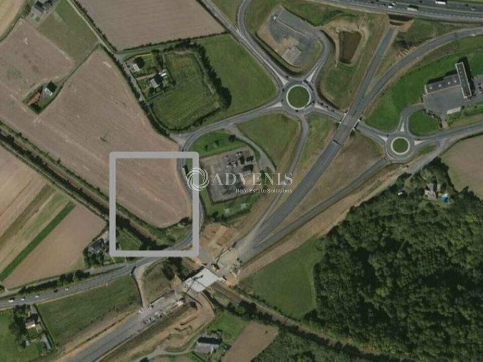 Locaux d'activités de 600 m² environ