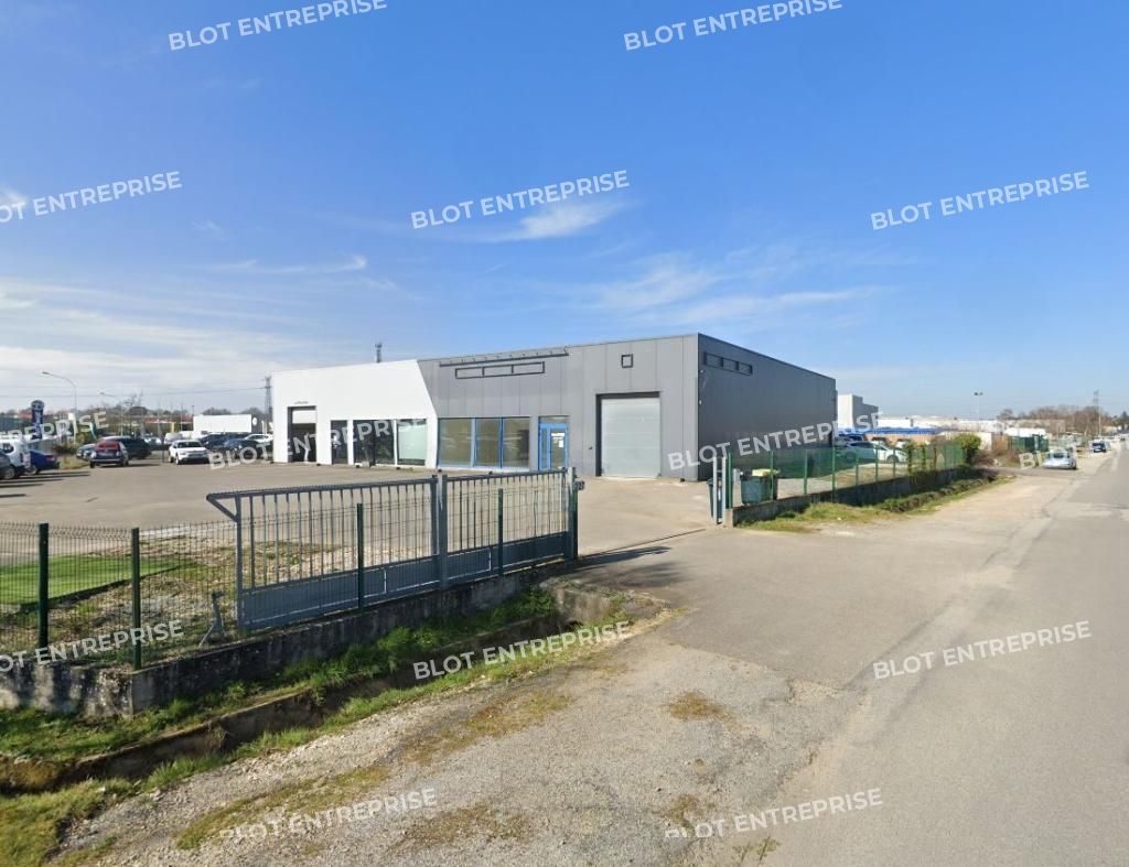 Location local commercial 350 m² non divisibles
