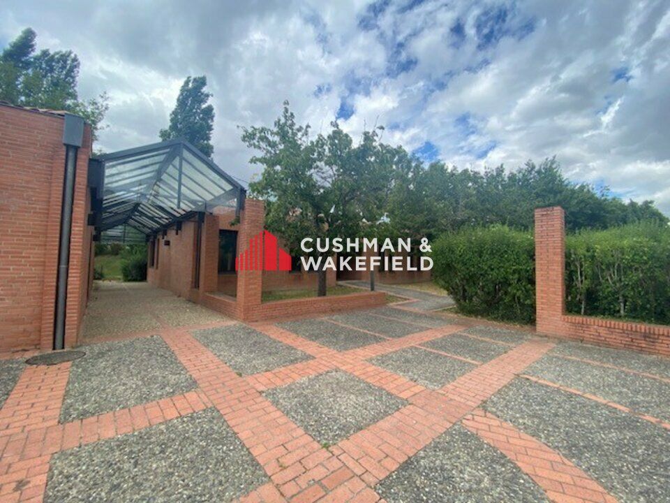 Location bureaux 1500 m² non divisibles