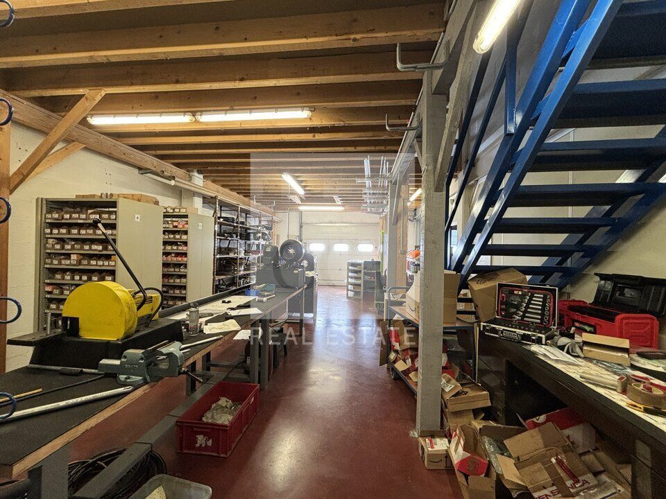 À LOUER – LOCAL D'ACTIVITÉS DE 206 m² – ST-QUENTIN-FALLAVIER