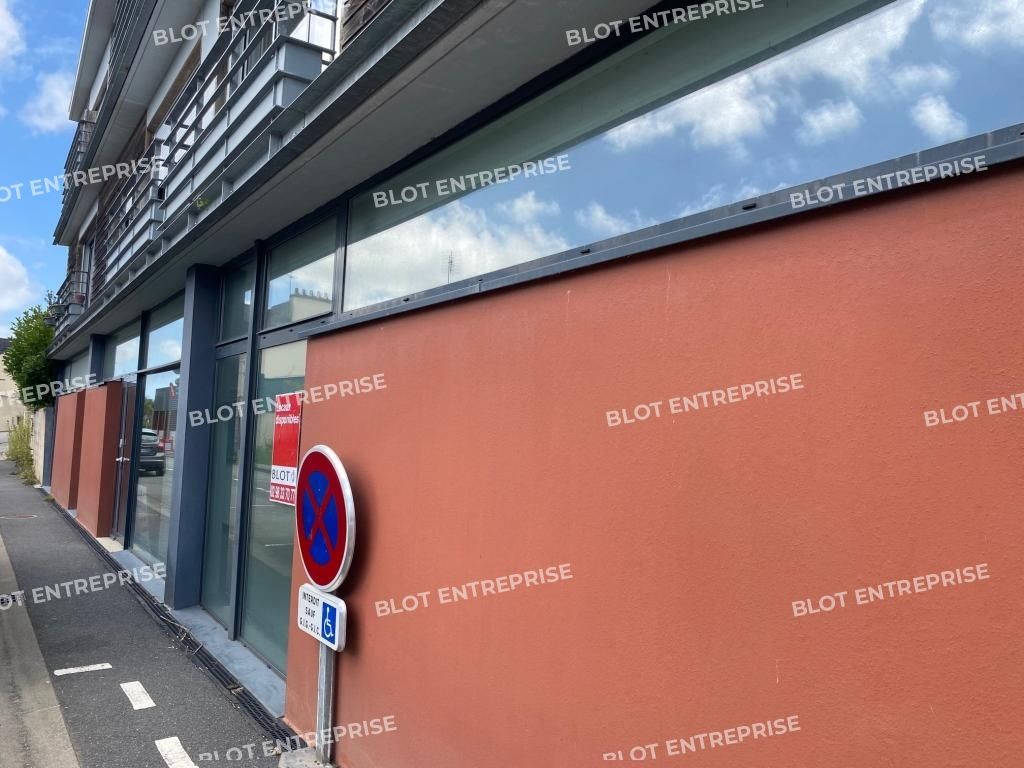 Location bureaux 93 m² non divisibles