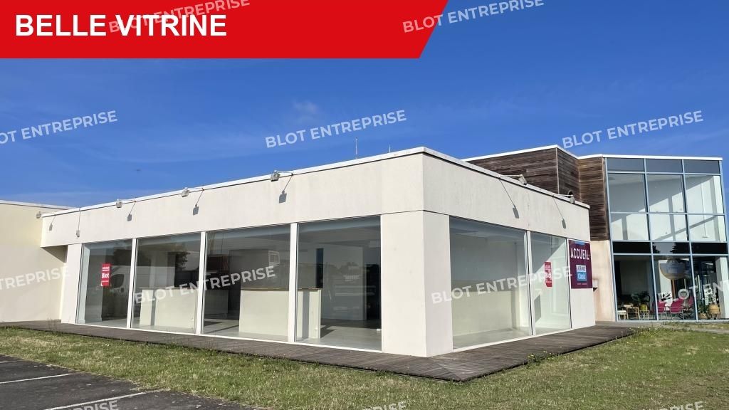 Location local commercial 157 m² non divisibles