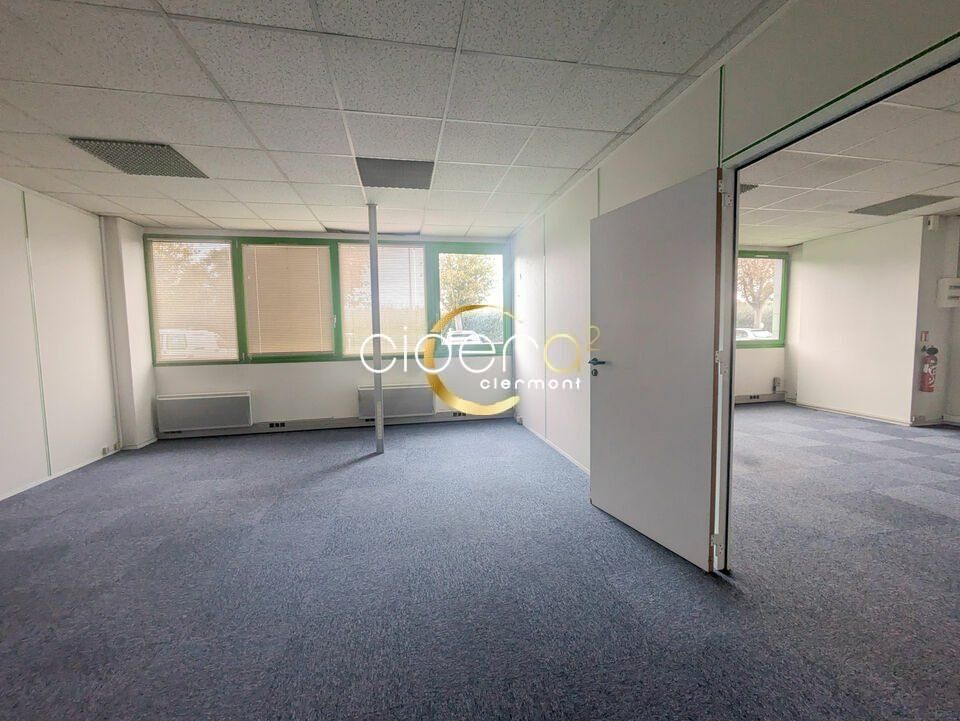 Location bureaux 108 m² non divisibles