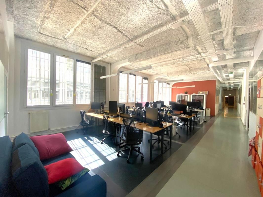 Location bureaux 596 m² non divisibles