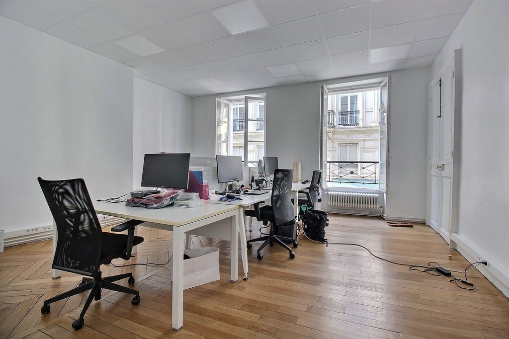 Location bureaux 123 m² non divisibles