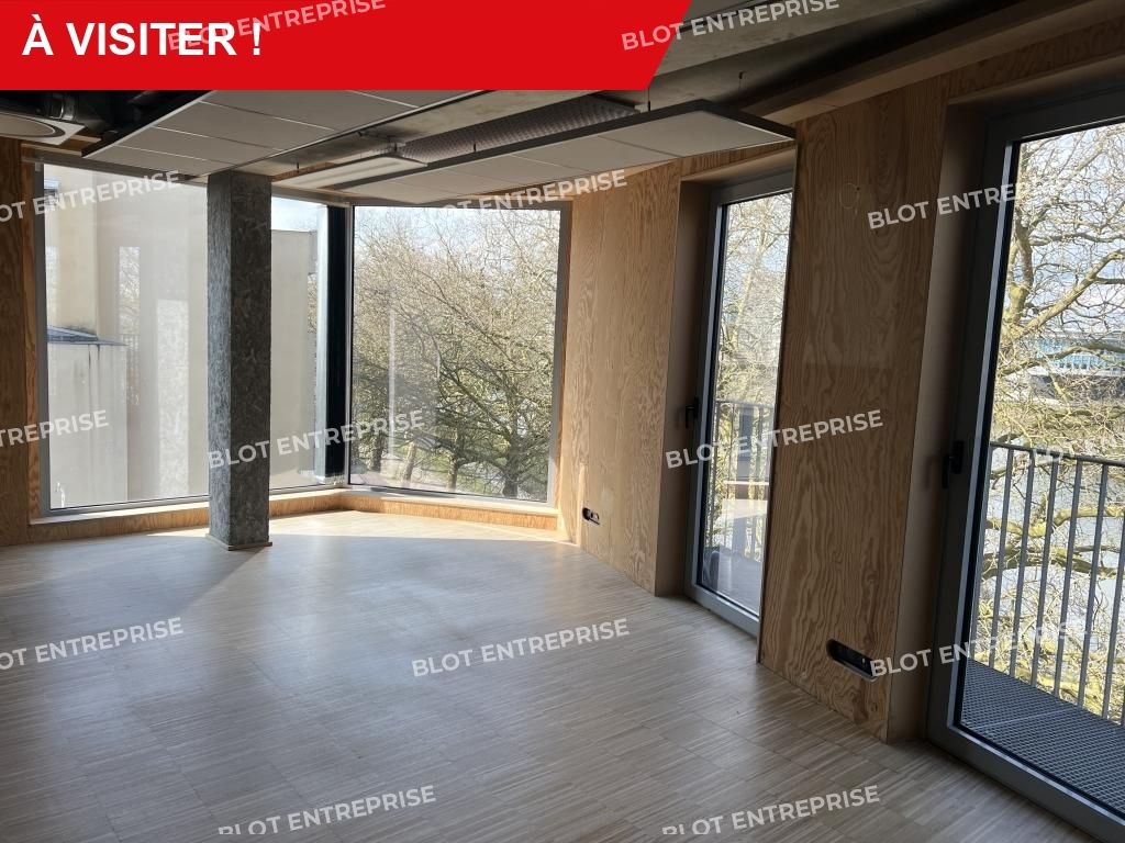 Location bureaux 174 m² non divisibles