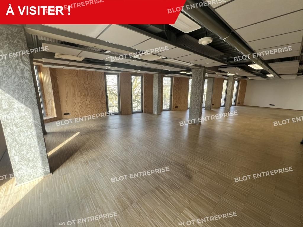 Location bureaux 301 m² non divisibles