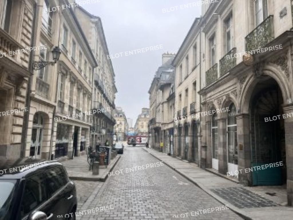 Location local commercial 50 m² non divisibles