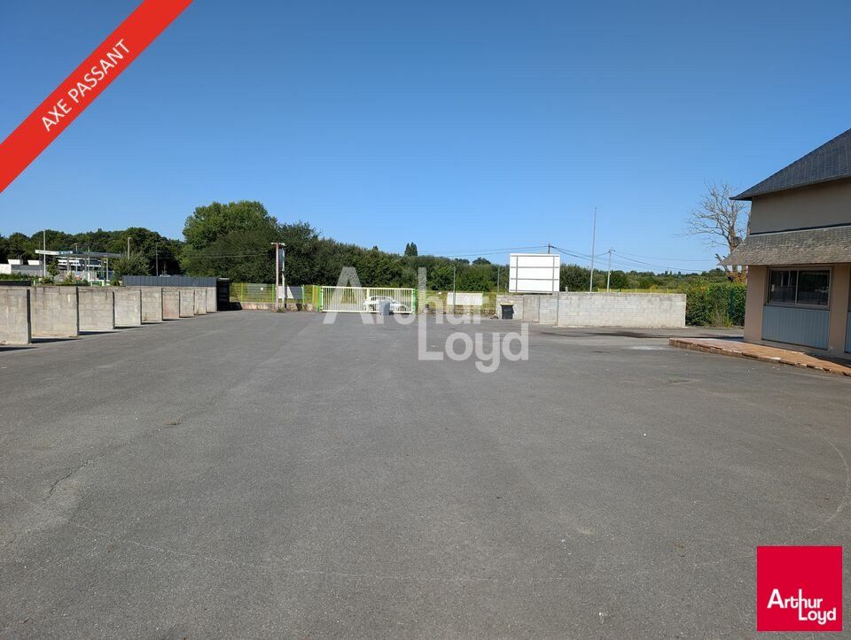 MONTGERMONT - LOCAL D'ACTIVITE A LOUER - 440 M²