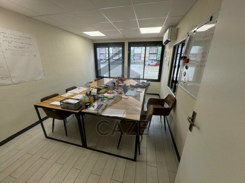 Location bureaux 92 m² non divisibles