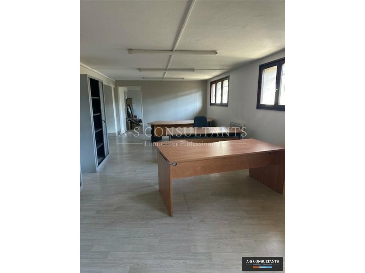 Location bureaux 125 m² non divisibles