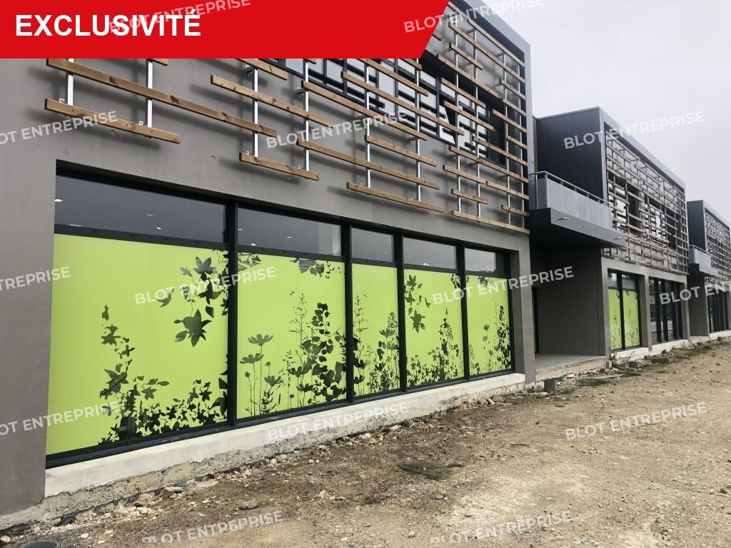 Location local commercial 410 m² non divisibles