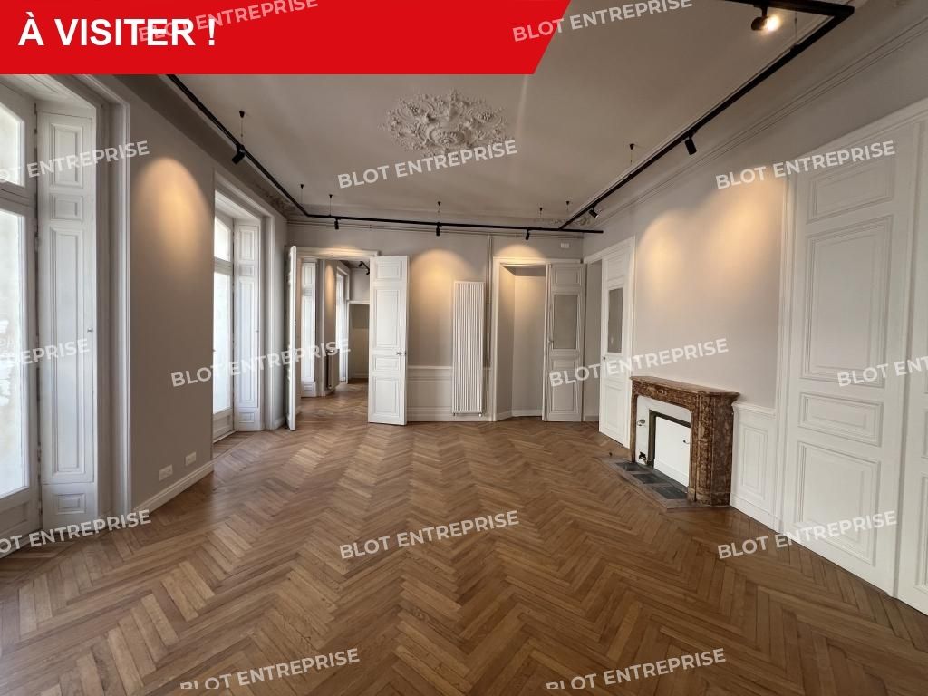 Location bureaux 294 m² non divisibles