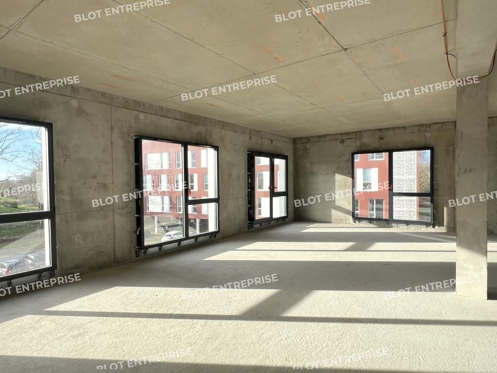 Vente bureaux 209 m² non divisibles