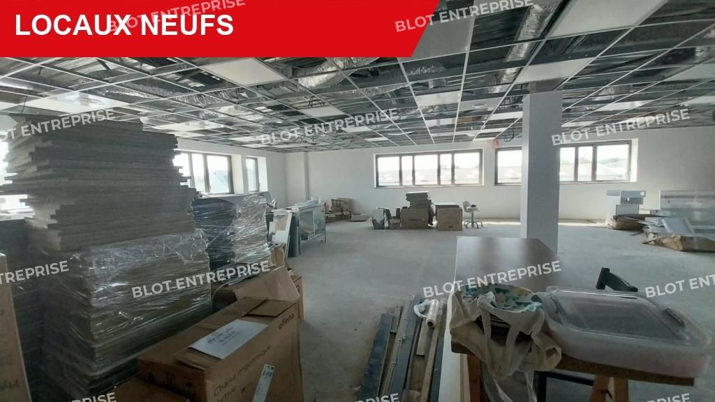 Location bureaux 90 m² non divisibles