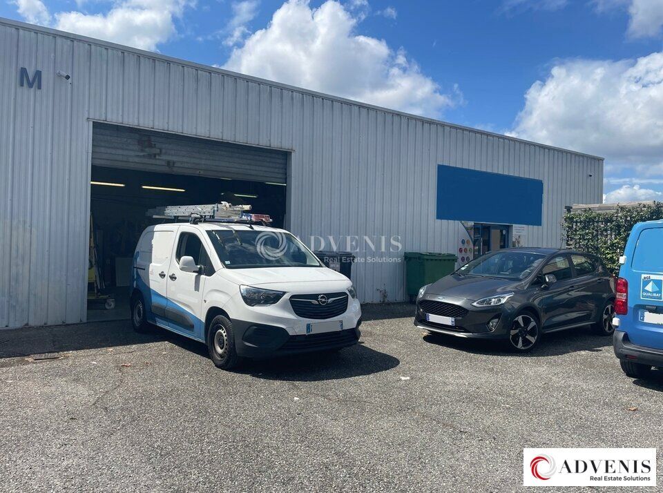 LOCAL D'ACTIVITE DE 260M² A LOUER GRADIGNAN