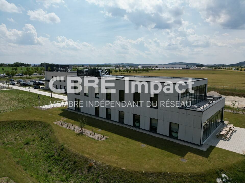 Location bureaux 866.28 m² divisibles à partir de 260 m²