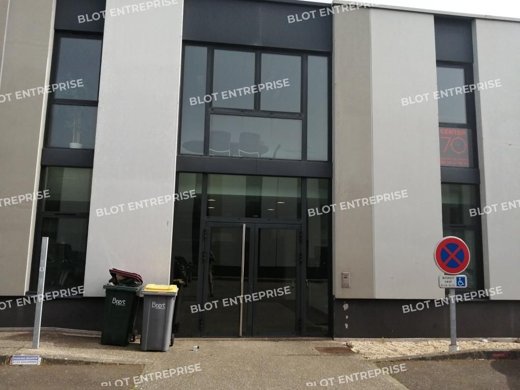 Location bureaux 165 m² non divisibles