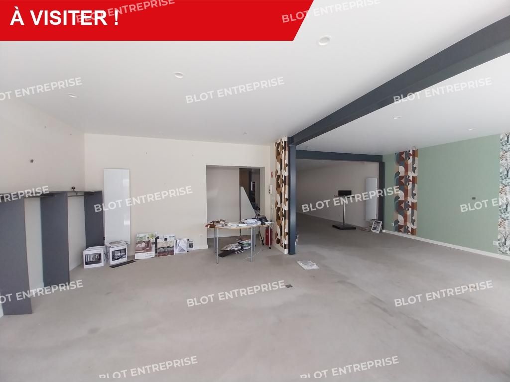 Location local commercial 115 m² non divisibles