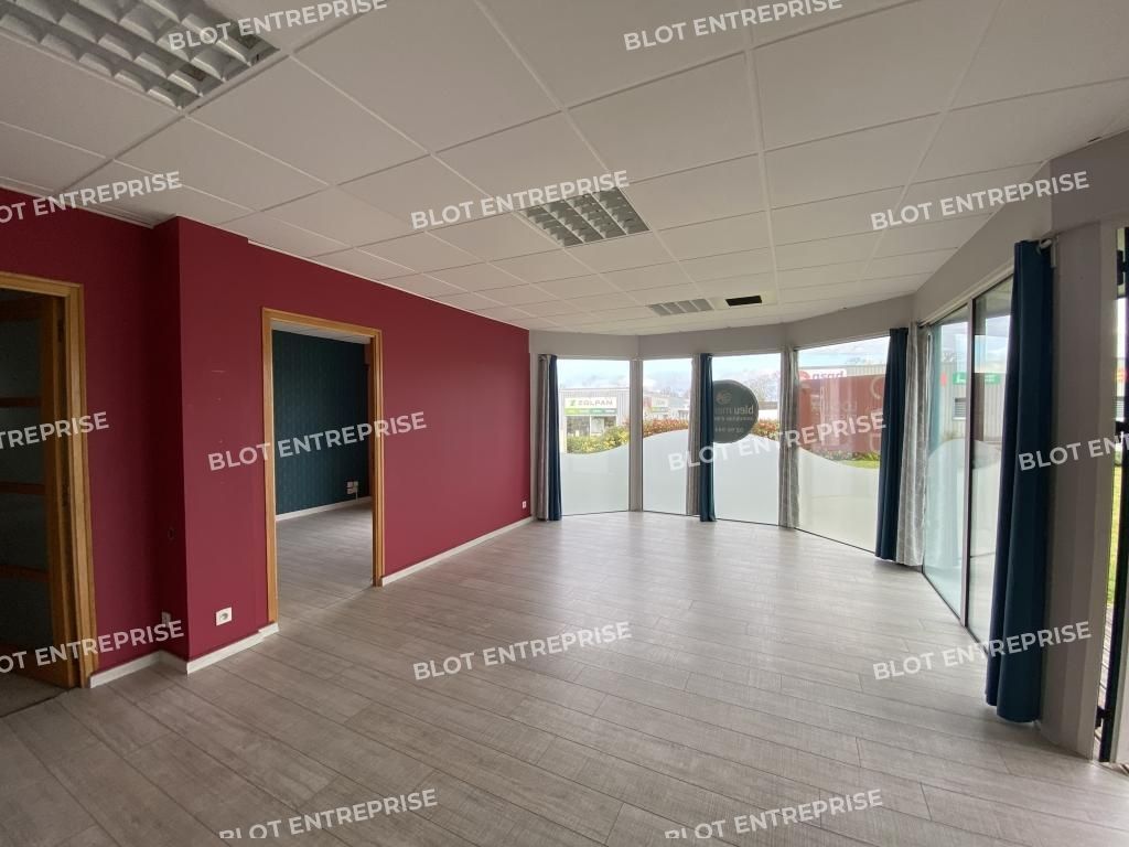 Location local commercial 220 m² non divisibles