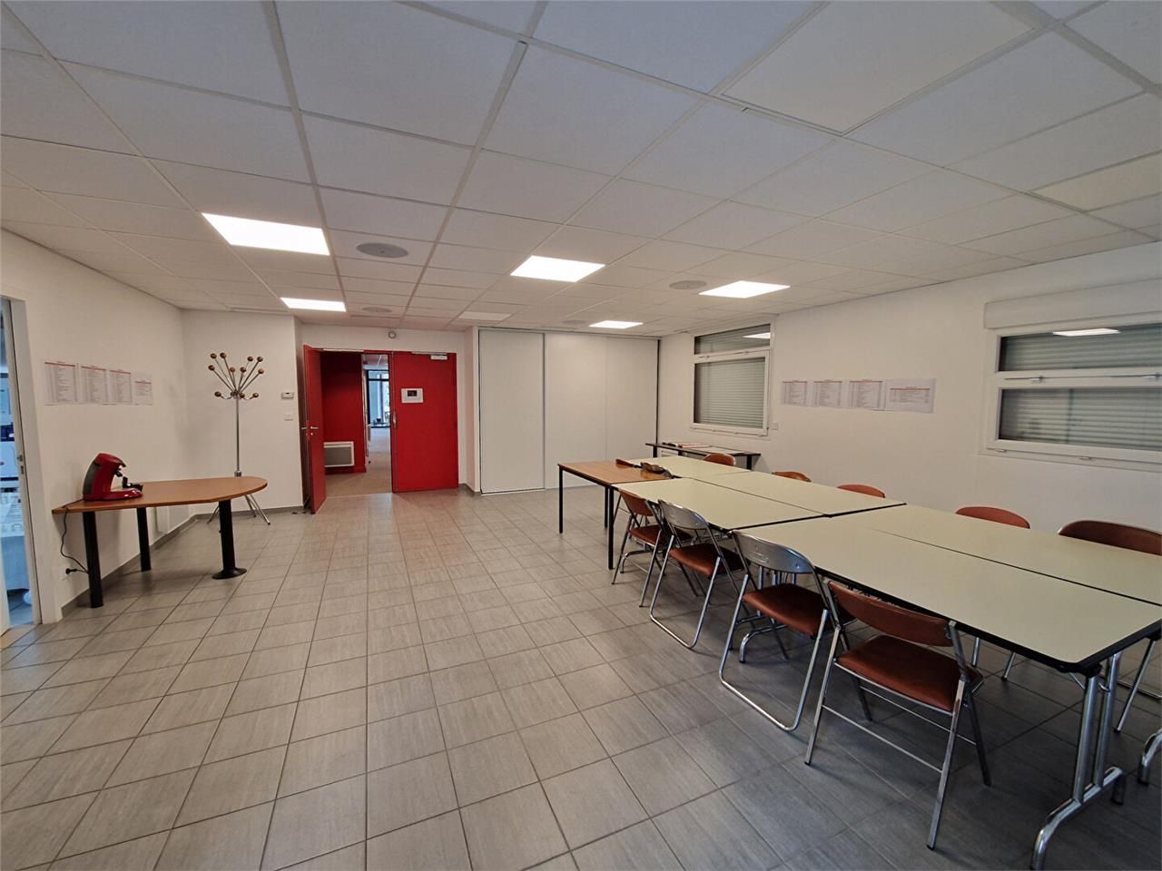 Location bureaux 300.00 m² à CAEN