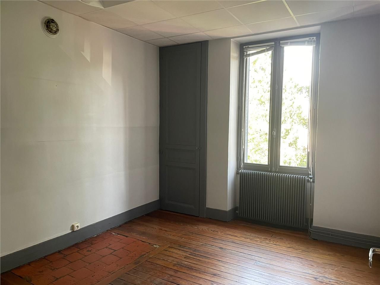 Location bureaux 62 m² non divisibles