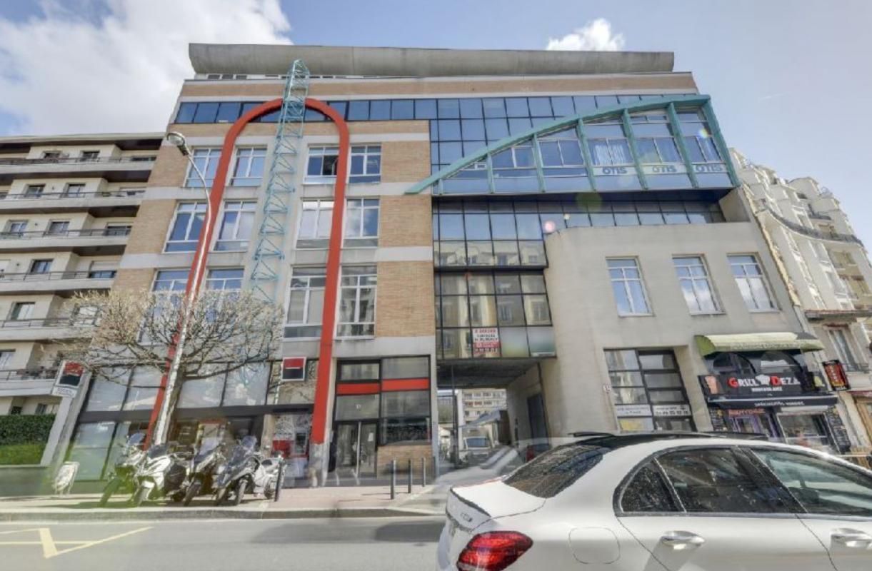 Location bureaux 75 m² non divisibles
