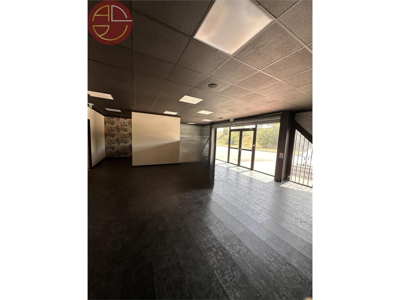 Location local commercial 450 m² à PORTET-SUR-GARONNE
