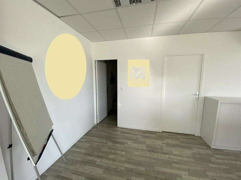 Location local commercial 310 m² à PLAISANCE DU TOUCH