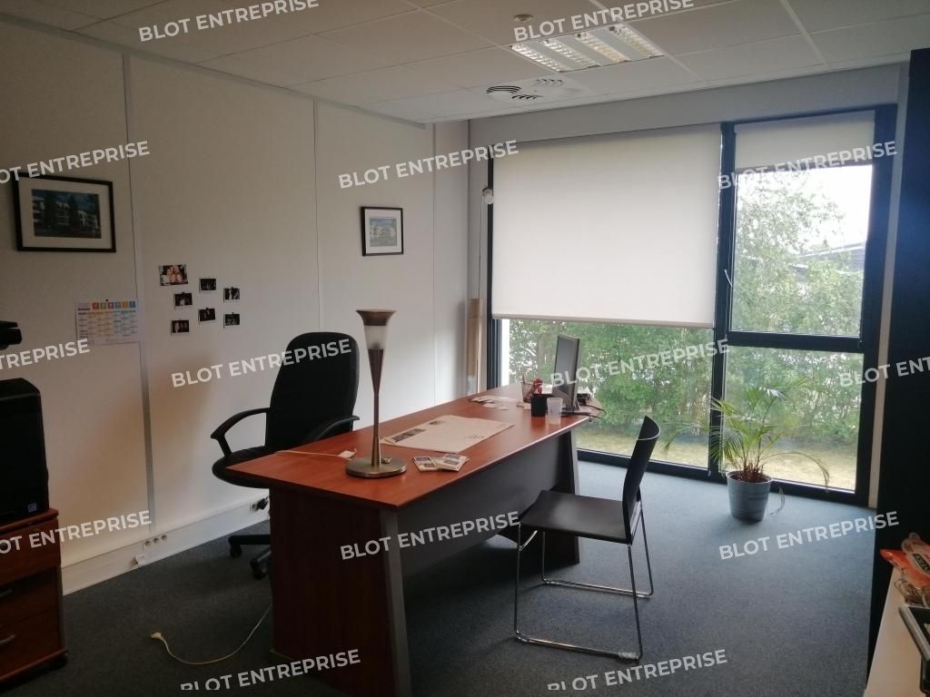 Location bureaux 267 m² non divisibles